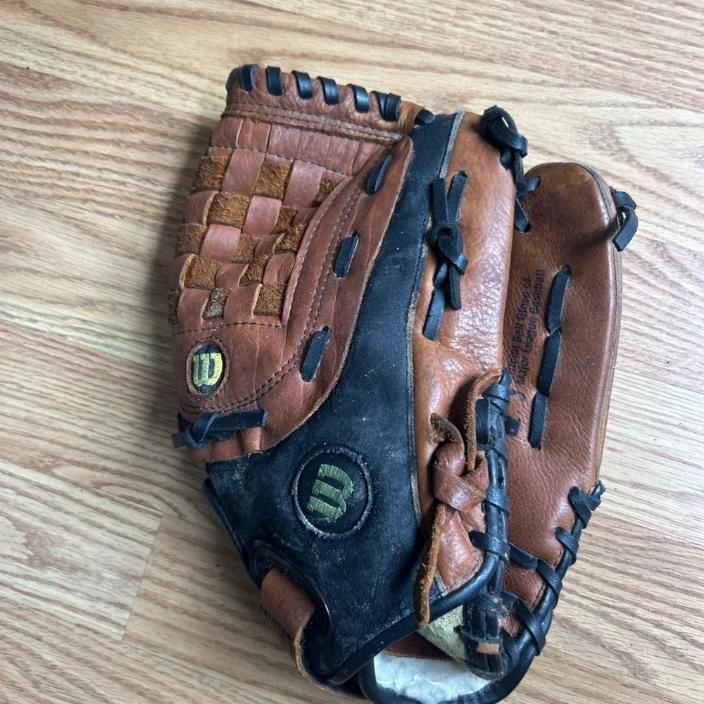 Wilson MLB Custom Fit Top Grain Steerhide A2476 RHT Glove Brown Black Size 12.5